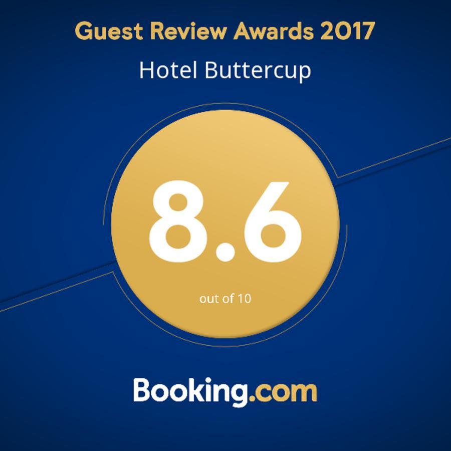Hotel Buttercup Pokhara Ngoại thất bức ảnh